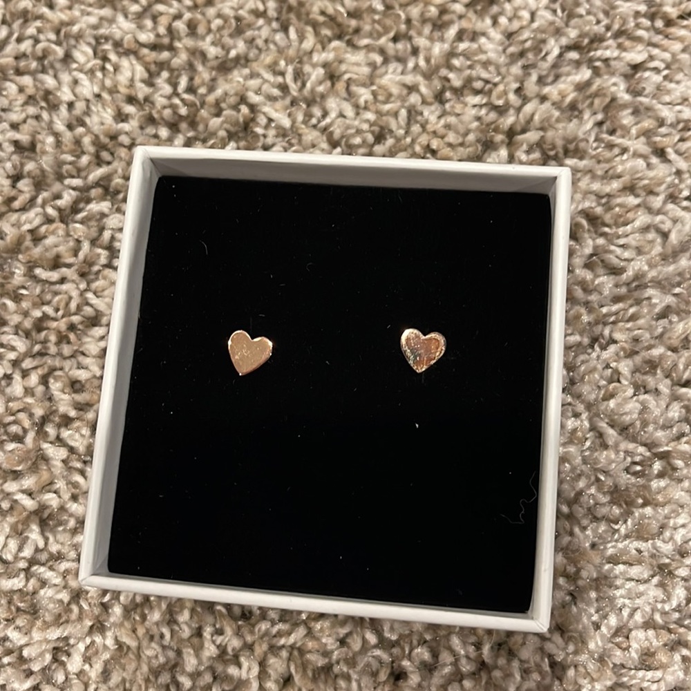 Heart earrings